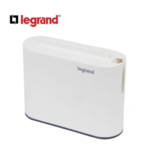 LG 49401 2-STRUKI ADAPTER 2X2P+E 1XUSB-A 1XUSB-C (BELA/T.SIVA)